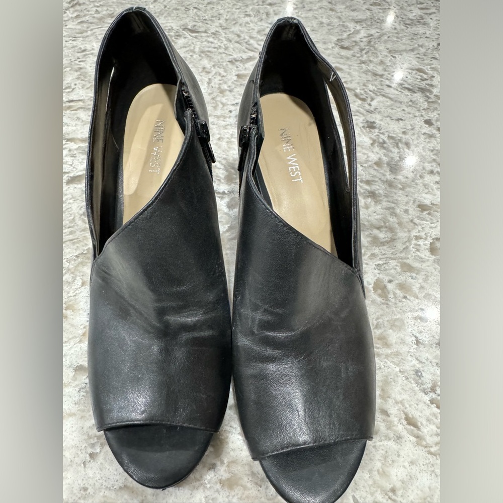 Leather Nine West Heels